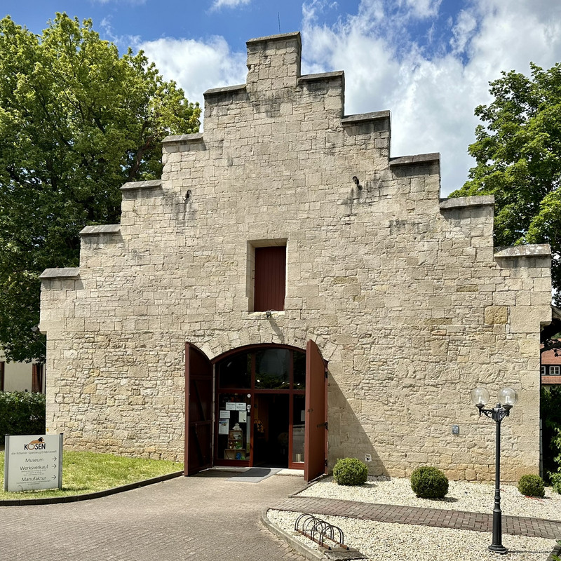 Haus mit Eingang des Spielzeugmuseums